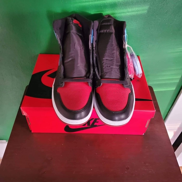 Shoe - Picture 5 of 6